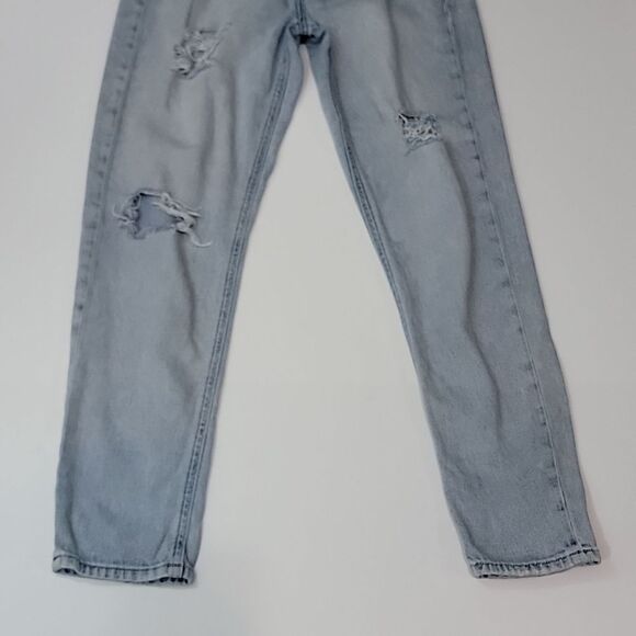 AMERICAN EAGLE Distressed Relaxed Jeans size 4 - Picture 3 of 11